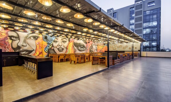 Façade de l’hébergement - soirée/nuit