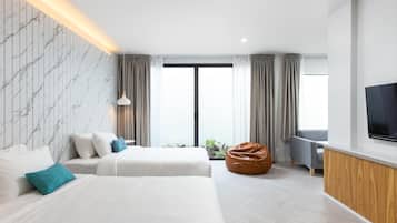 Deluxe Family Room | ๊ฐ์ค ๋ด ๊ธ๊ณ , ๋ฌด๋ฃ WiFi, ์นจ๋ ์ํธ