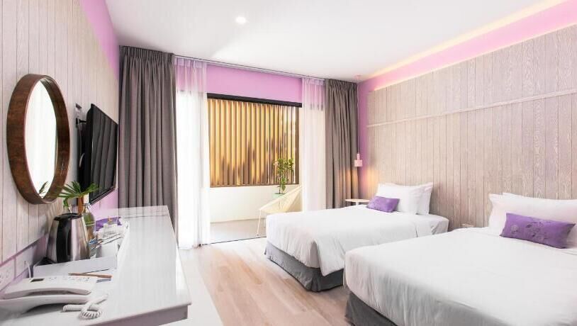 In-room safe, free WiFi, bed sheets