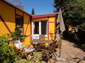 Unclassified image, 3 of 19, button