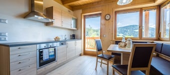 Charming Cottage Eckgenn with Wi-Fi, Mountain View, Garden & Terrace