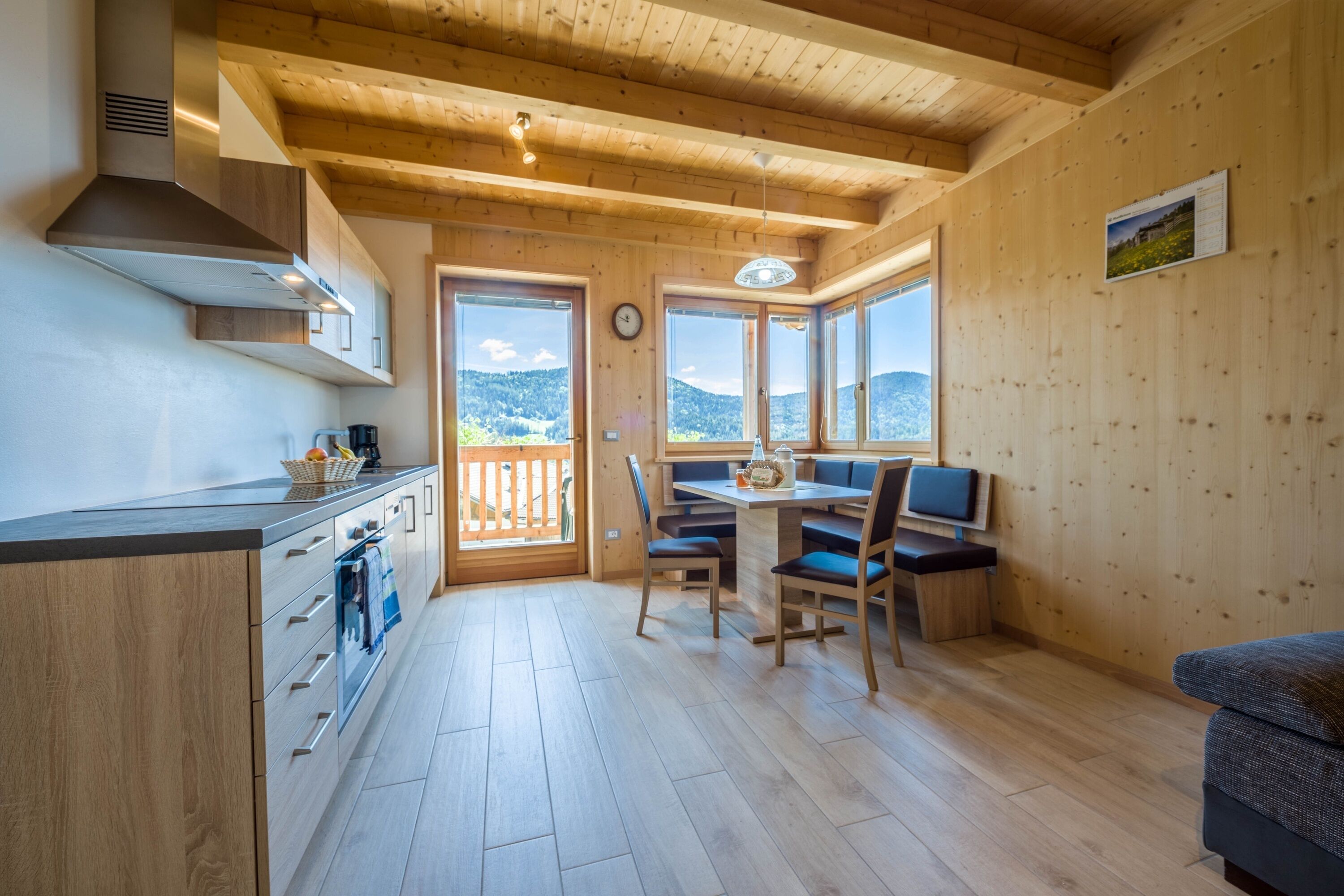 Kühlschrank, Herdplatte, Geschirrspüler