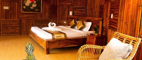 Camera (Suite Double) | Minibar, una scrivania, tende oscuranti, insonorizzazione