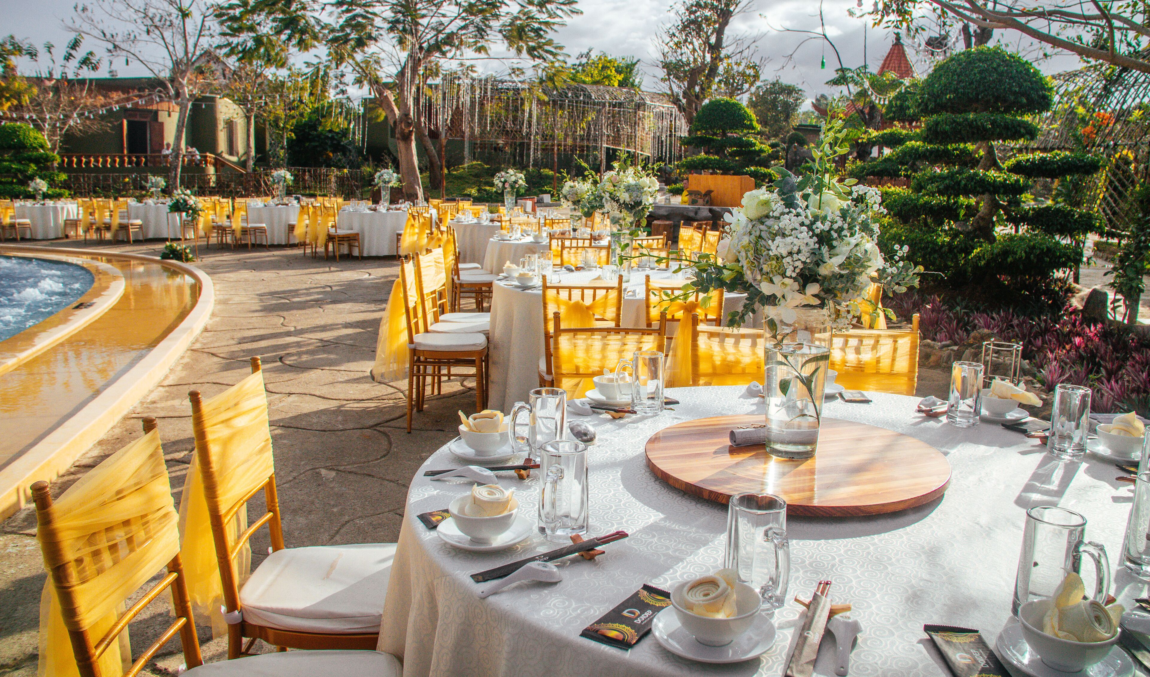 منطقة خارجية لإقامة الولائم والاحتفالات