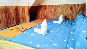 Habitación familiar (good for 8) | Ropa de cama