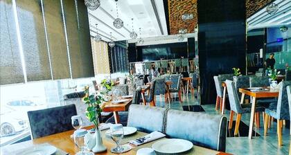 Parkside Plaza Hotel - Muscat