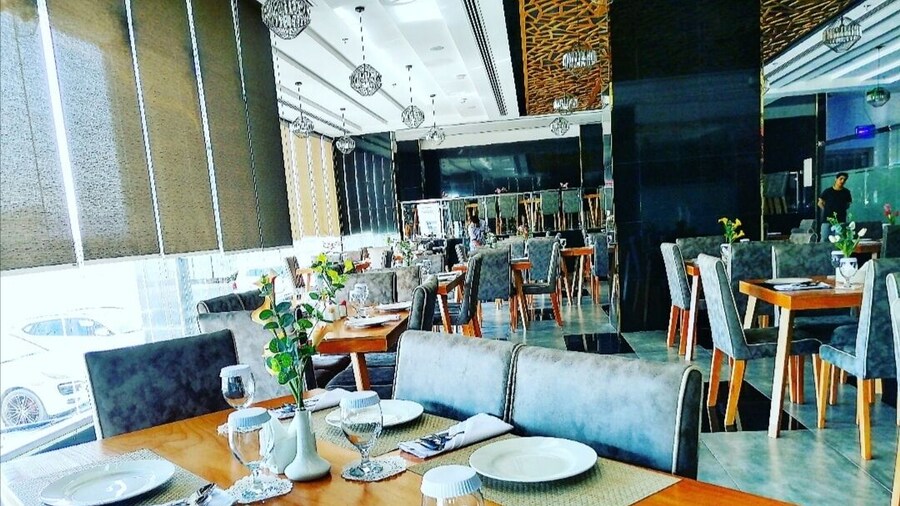 Parkside Plaza Hotel - Muscat