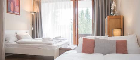 2 bedrooms, WiFi, bed sheets