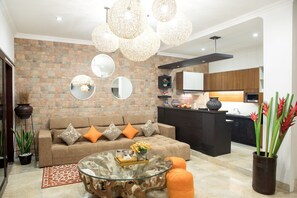 TV - Zara The Sea View Villa Bali (Kuta Selatan)