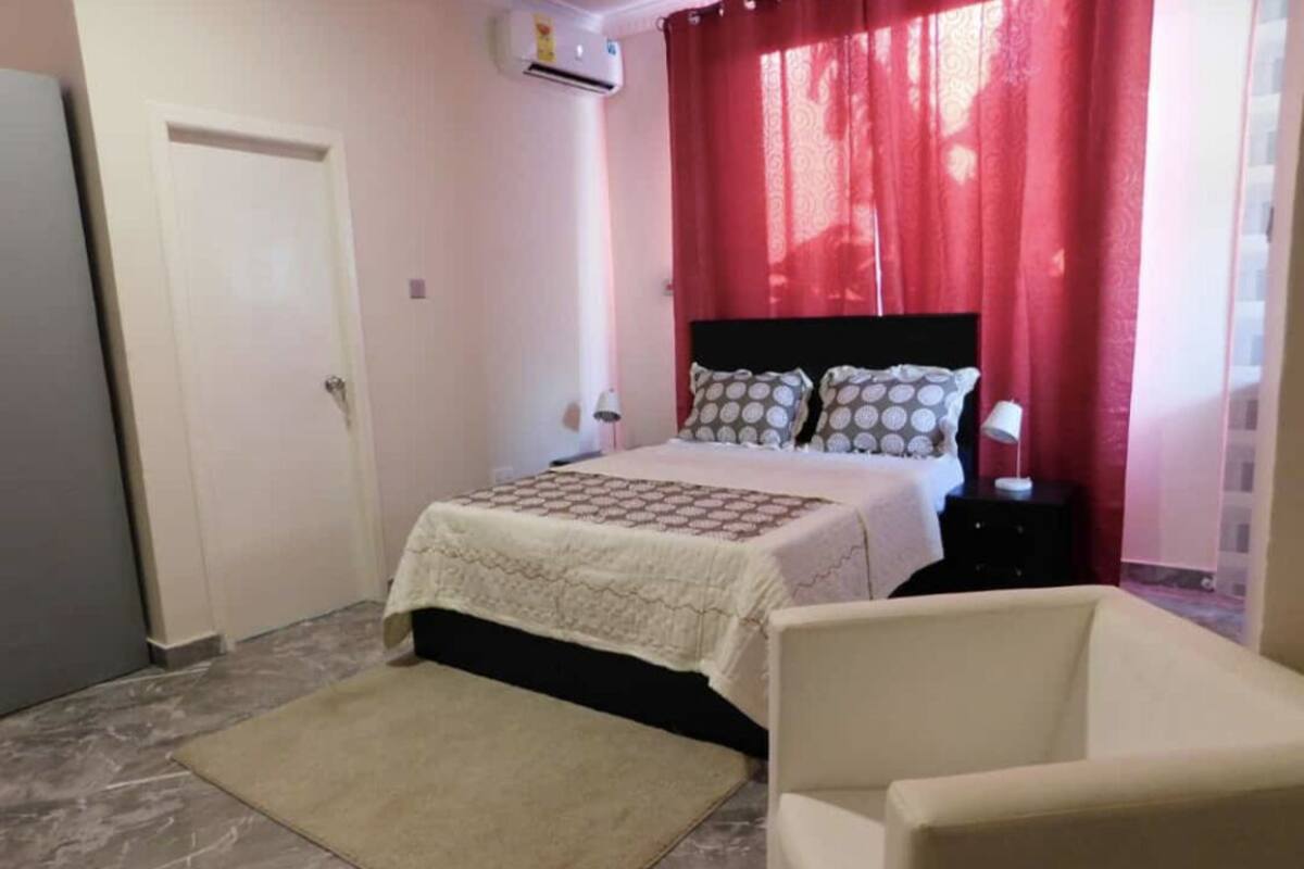 In-room safe, blackout curtains, soundproofing, iron/ironing board