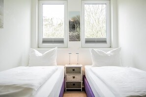 3 bedrooms, WiFi, bed sheets