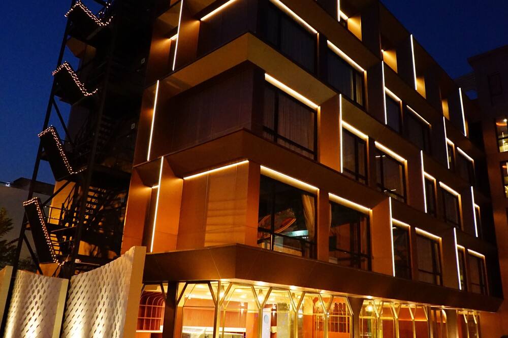 4 Monkeys Hotel