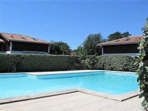 Quiet House with Pool Access in Capbreton