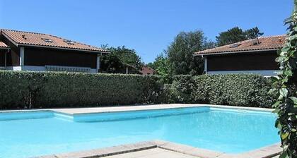 Quiet House with Pool Access in Capbreton