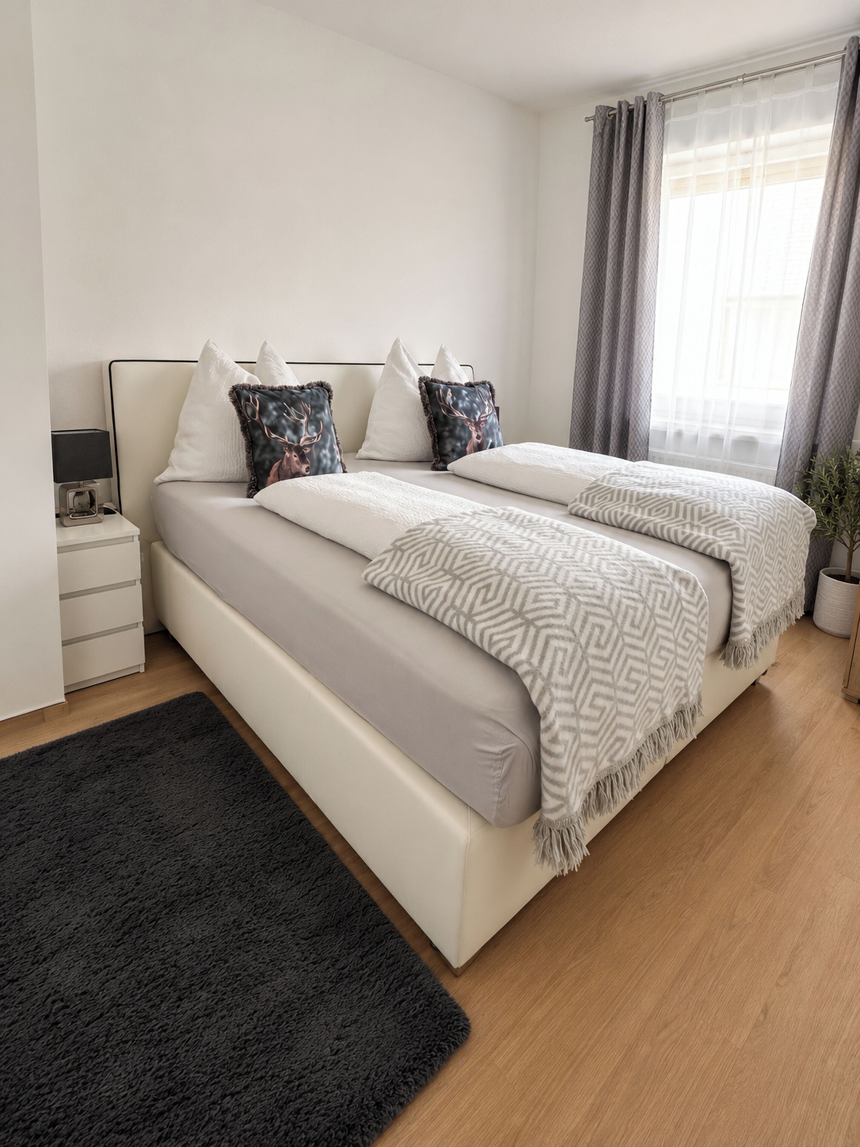 Comfort Apartment | Egyptian cotton sheets, premium bedding, memory foam beds