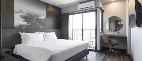 In-room safe, desk, laptop workspace, blackout curtains