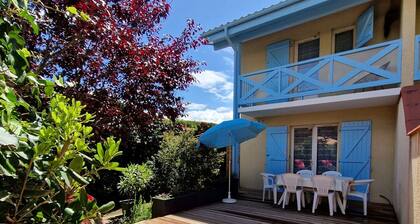 Charmante villa patio avec terrasse - 2 chambres - au port de Capbreton