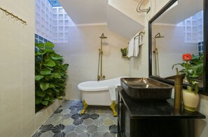 Free toiletries, hair dryer, bathrobes, slippers - Rosie Villa 1- Private Pool - Oldtown location (Hoi An)