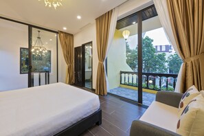 2 Schlafzimmer, Zimmersafe, Schreibtisch, schallisolierte Zimmer