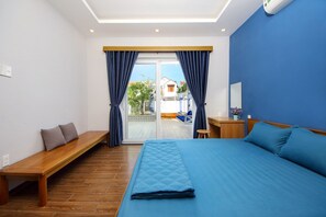 3 Schlafzimmer, BĂŒgeleisen/BĂŒgelbrett, WLAN, BettwĂ€sche