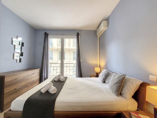 1 bedroom, iron/ironing board