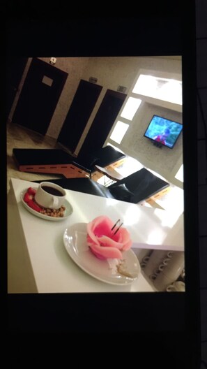 Minibar