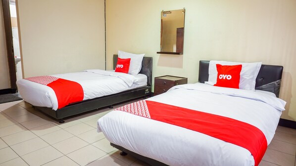 Desk, free WiFi, bed sheets