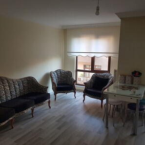 Apartment, 3 Bedrooms | Desk, iron/ironing board, free WiFi, bed sheets