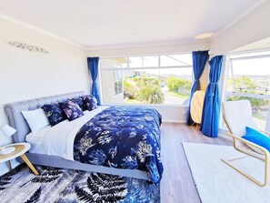 5 Schlafzimmer, Schreibtisch, Bügeleisen/Bügelbrett, WLAN