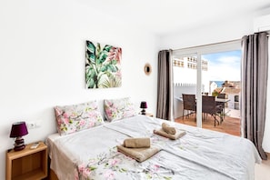 Deluxe Apartment, 2 Bedrooms | Premium bedding, individually decorated, individually furnished