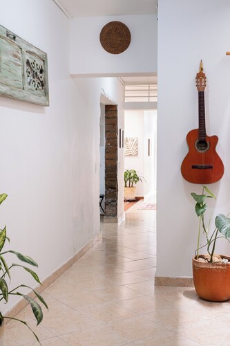 Light filled, Envigado flat! Over 2000 square feet