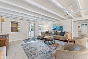 تلفزيون بشاشة مسطحة، مدفأة