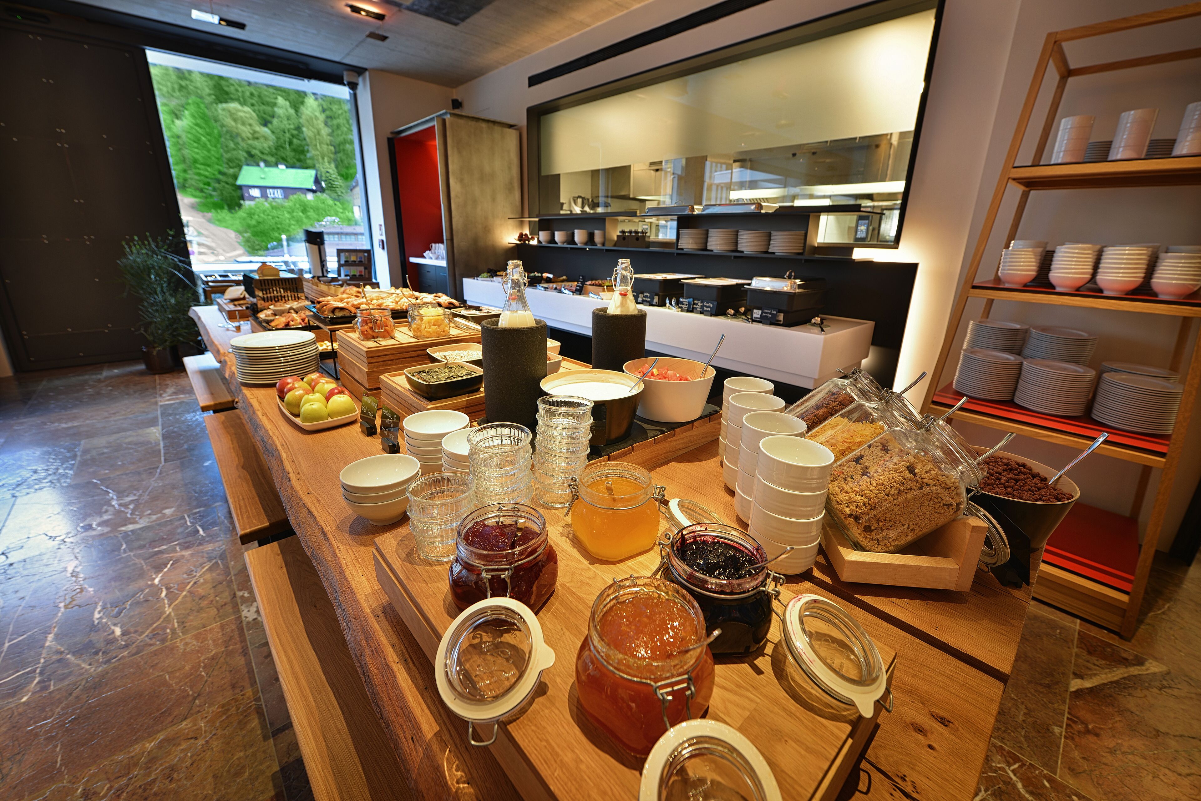 Free daily buffet breakfast