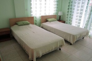6 habitaciones y wifi 