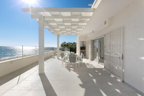 Outdoor dining - Villa Diamante by BarbarHouse (Campomarino)