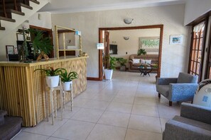 Café da manhã continental grátis todos os dias