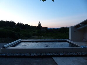 Baignoire à remous extérieure