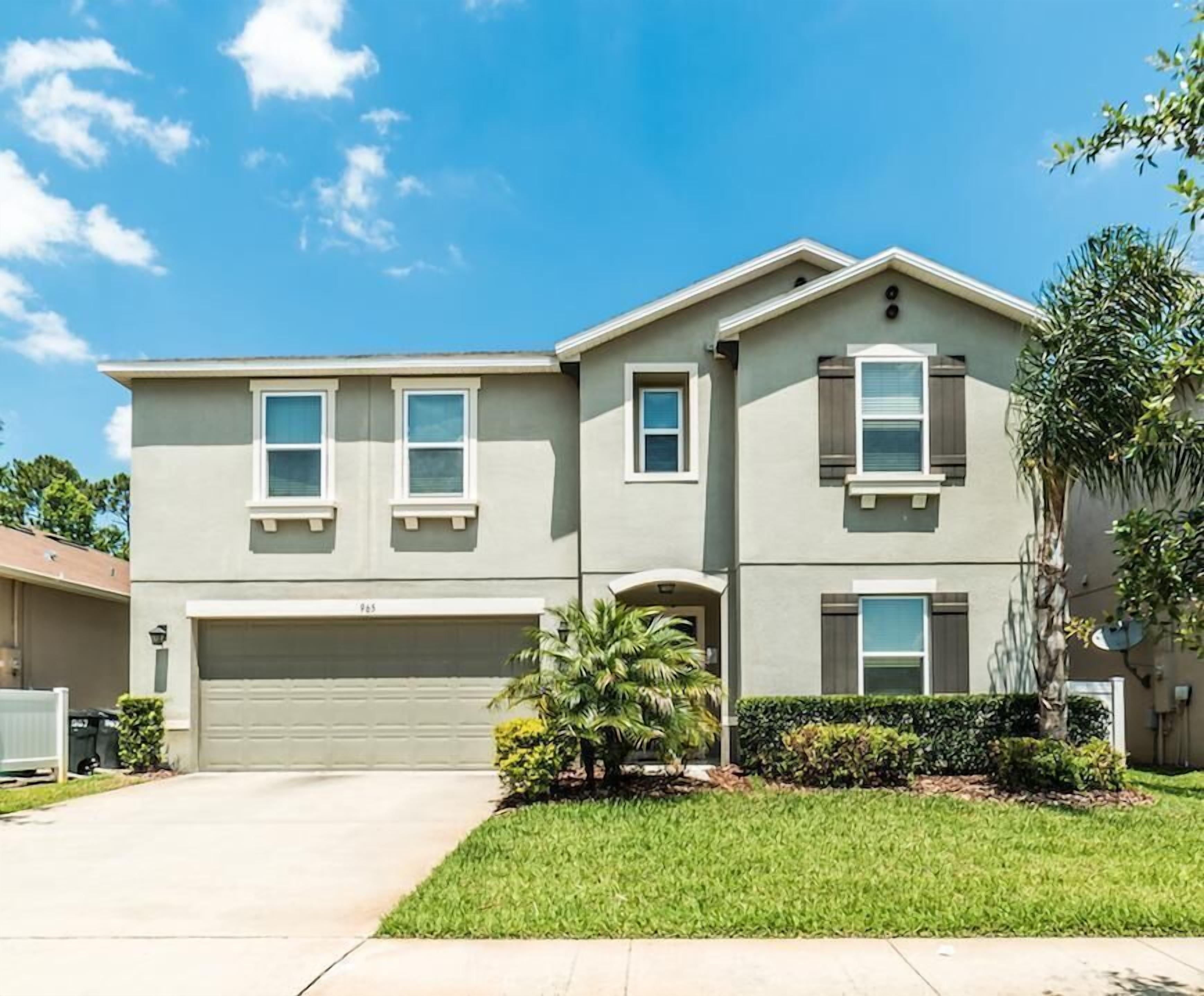 965EG - 6BEDROOMS - 4.5 BATHROOMS - 12 GUESTS - GAME ROOM - GIANT BACK YARD - 15 MINUTES DISNEY PARKS