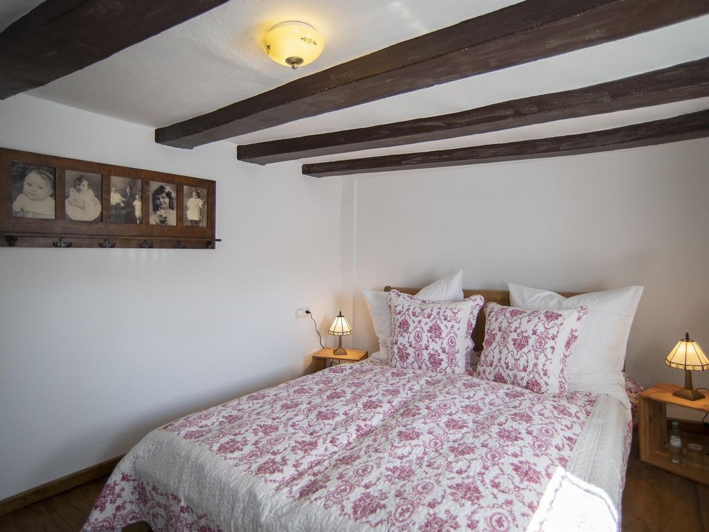 Rosige Zeiten, Ferien im Fachwerkhaus