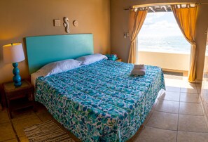 Family Villa, 5 Bedrooms, Hot Tub, Oceanfront | Premium bedding, down comforters, memory foam beds - Sunset Paradise Villas (Rincon)