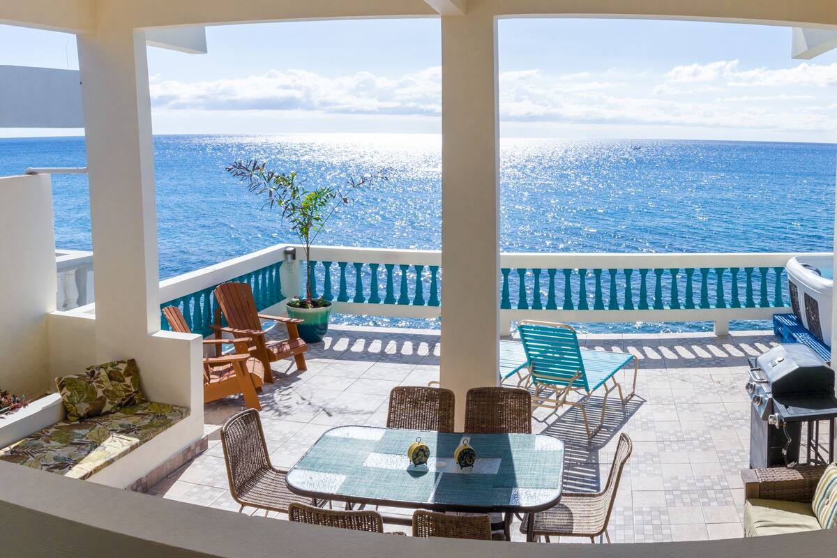 Panoramic Villa, 5 Bedrooms, Hot Tub, Oceanfront | Terrace/patio