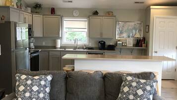 Télévision, lecteur de DVD, chaßne hi-fi