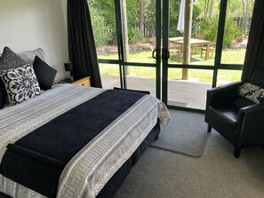 3 habitaciones, tabla de planchar con plancha y wifi gratis