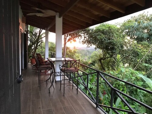 Villas Lambeau #2 - Ocean View - Fiber Optic / 1BR 1 BA