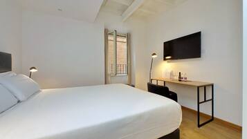 Superior-Doppelzimmer | Hochwertige Bettwaren, Zimmersafe, Schreibtisch, schallisolierte Zimmer