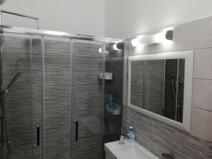 Free toiletries, hair dryer, towels, soap