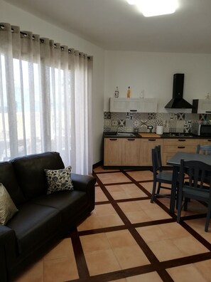 Interior - Villa Kama San Leone (San Leone)