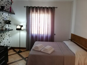 1 bedroom, soundproofing, iron/ironing board, free WiFi