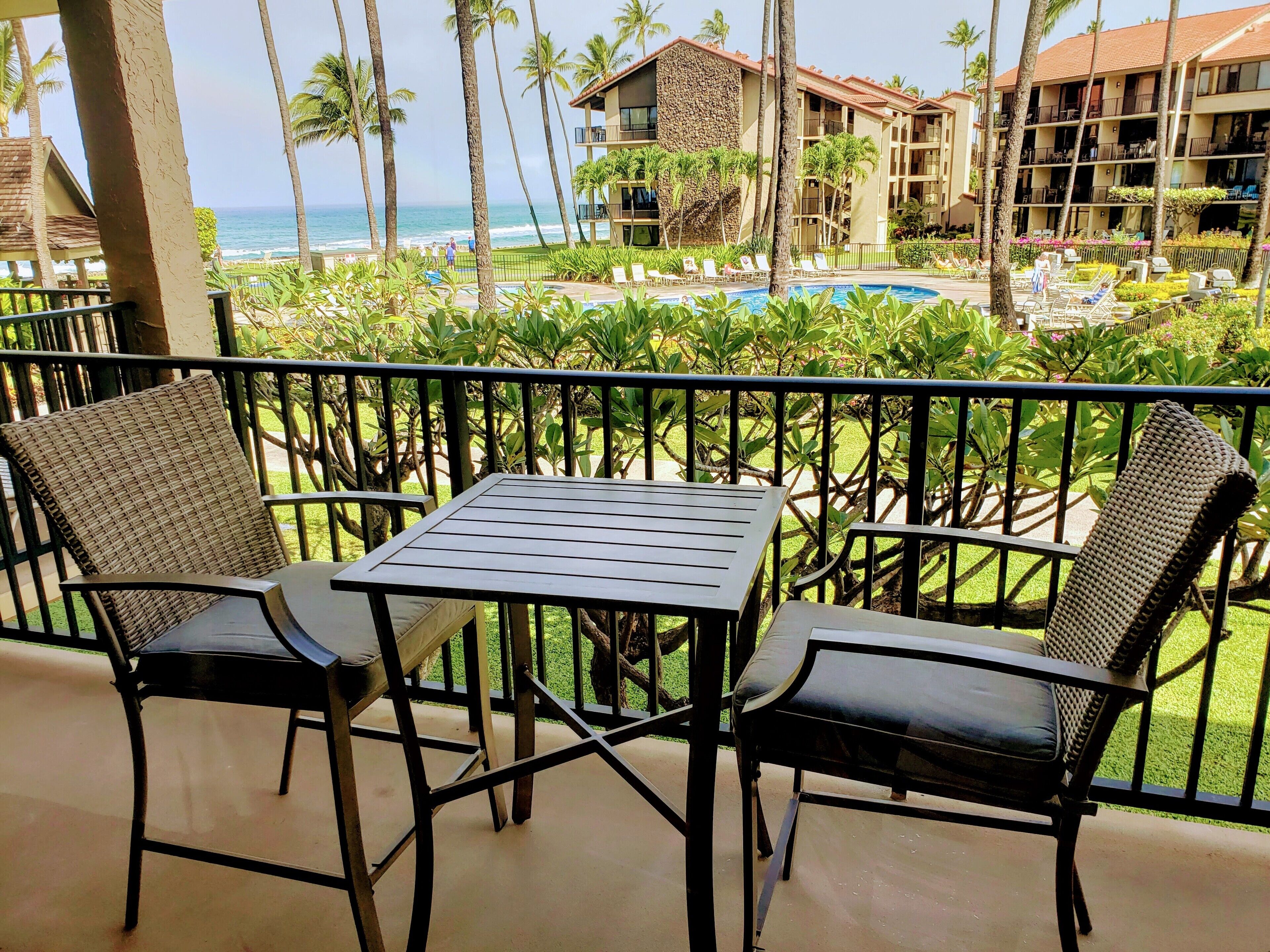 E204 Papakea Oceanview  - "Summer Specials"