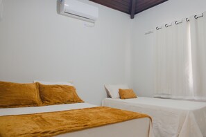 2 slaapkamers, een strijkplank/strijkijzer, gratis wifi